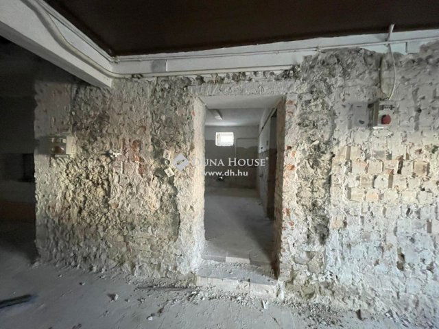 Eladó hotel, Izsákon 89.9 M Ft, 1 szobás / költözzbe.hu