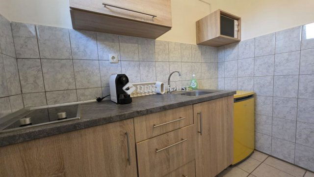 Eladó nyaraló, Bőn 299.999 M Ft, 20 szobás