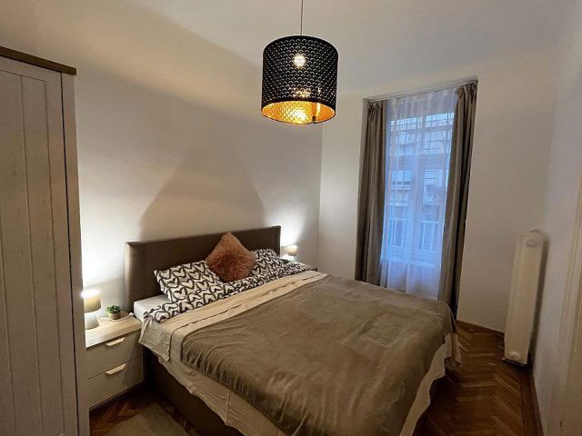 Kiadó téglalakás, albérlet, VI. kerületben, Andrássy úton