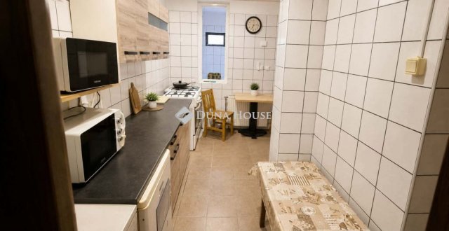 Eladó családi ház, Sárváron 45 M Ft, 1 szobás