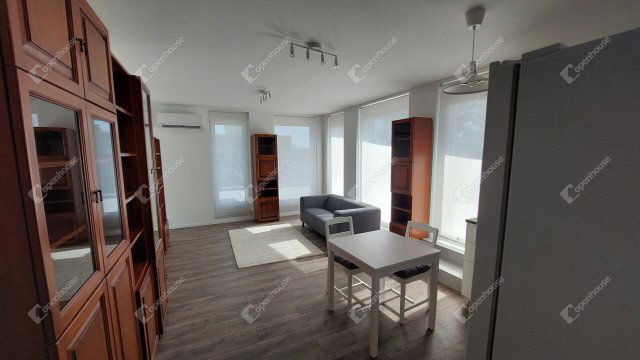 Kiadó téglalakás, albérlet, Tatabányán 250 E Ft / hó