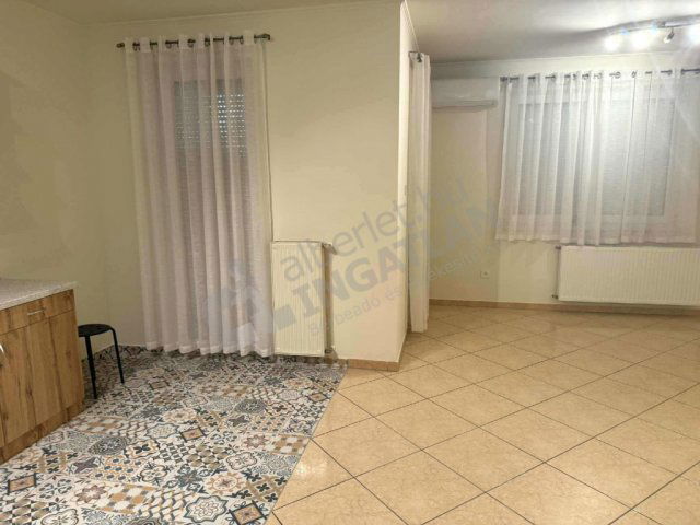 Kiadó téglalakás, albérlet, XX. kerületben, Előd utcában