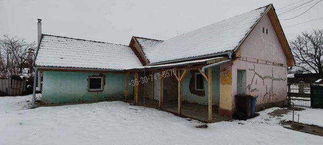 Eladó családi ház, Csányon, Táncsics Mihály utcában 15 M Ft