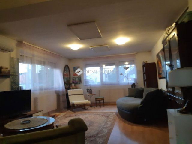 Eladó családi ház, Érden 99.99 M Ft, 3 szobás