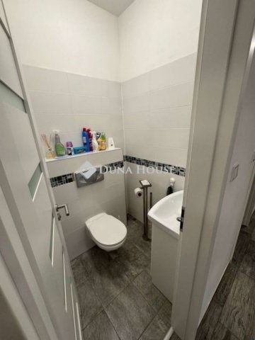 Eladó családi ház, Erdőkertesen 140 M Ft, 4 szobás