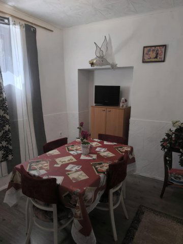 Eladó sorház, Sajószentpéteren 9 M Ft, 1+1 szobás