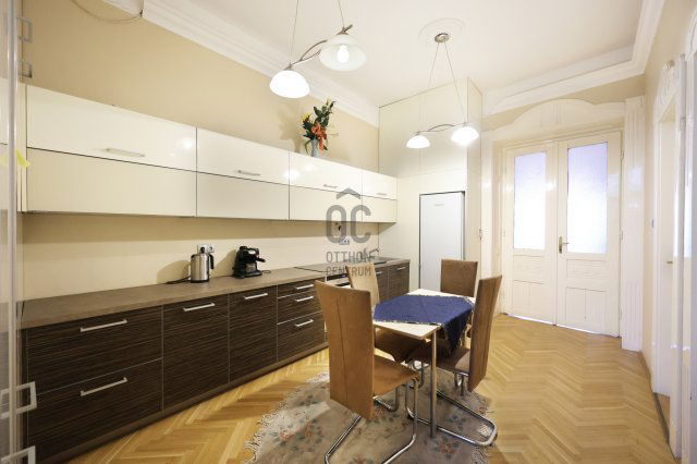 Eladó téglalakás, Budapesten, V. kerületben 149.9 M Ft, 2 szobás