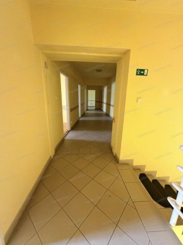 Kiadó iroda, Kecskeméten 226 E Ft / hó, 5 szobás