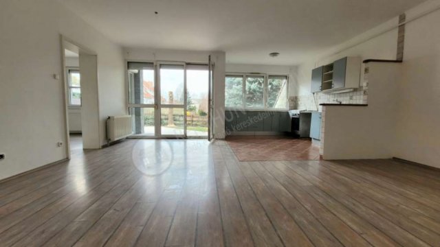 Eladó téglalakás, Pomázon, Álmos utcában 123.5 M Ft, 4 szobás