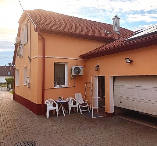 Eladó családi ház, Nyíregyházán 94 M Ft, 3 szobás