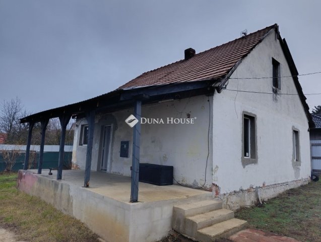 Eladó családi ház, Isaszegen 39 M Ft, 3 szobás