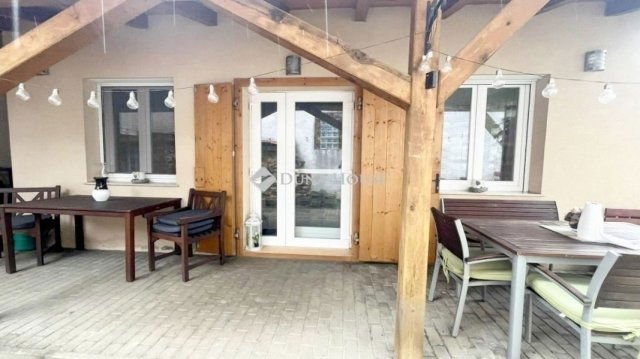 Eladó családi ház, Szombathelyen 74.9 M Ft, 5 szobás