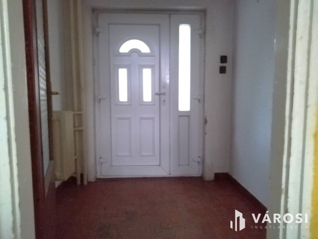 Eladó családi ház, Salgótarjánban 32.9 M Ft, 4+1 szobás