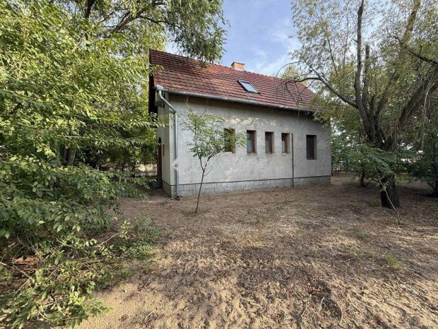 Eladó családi ház, Ballószögön 74.9 M Ft, 4 szobás
