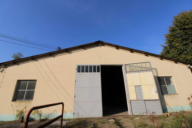 Eladó ipari ingatlan, Nagykőrösön 130 M Ft