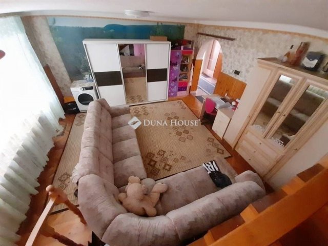 Eladó családi ház, Gödöllőn 280 M Ft, 7 szobás