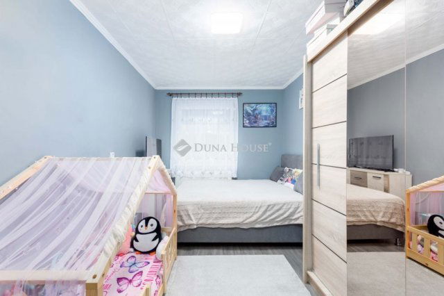 Eladó téglalakás, Mosonmagyaróváron 46.9 M Ft, 2 szobás