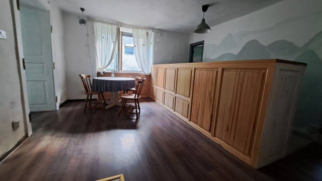 Eladó családi ház, Göncön 24 M Ft, 2 szobás