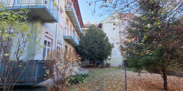 Eladó téglalakás, Budapesten, IX. kerületben, Bokréta utcában
