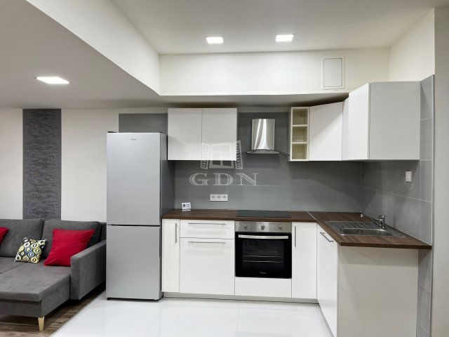 Eladó téglalakás, Budapesten, V. kerületben 104.9 M Ft, 3 szobás