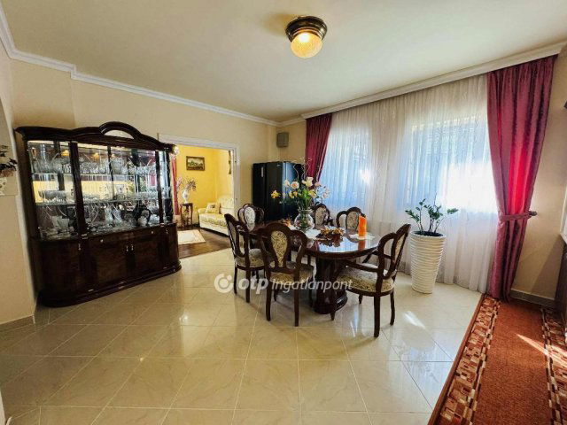 Eladó mezogazdasagi ingatlan, Debrecenben 105 M Ft, 4 szobás