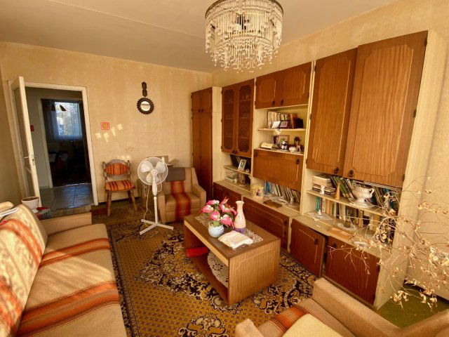 Eladó téglalakás, Nyíregyházán 41.99 M Ft, 4 szobás