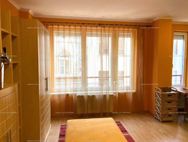 Kiadó téglalakás, albérlet, Budapesten, VI. kerületben