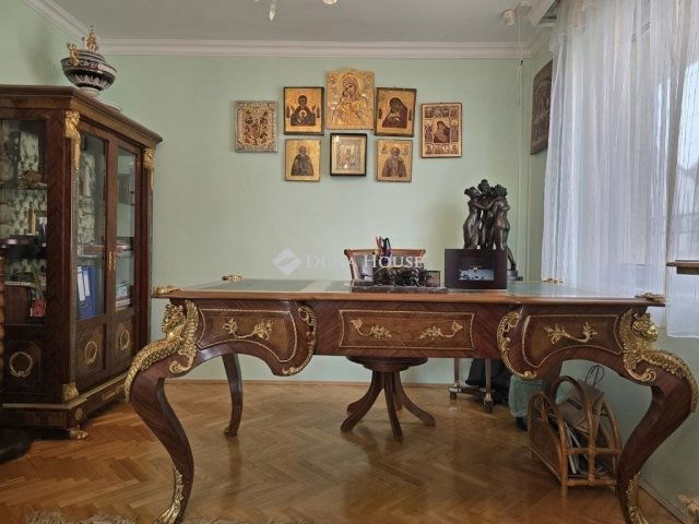 Eladó családi ház, Budaörsön 390 M Ft, 6+1 szobás