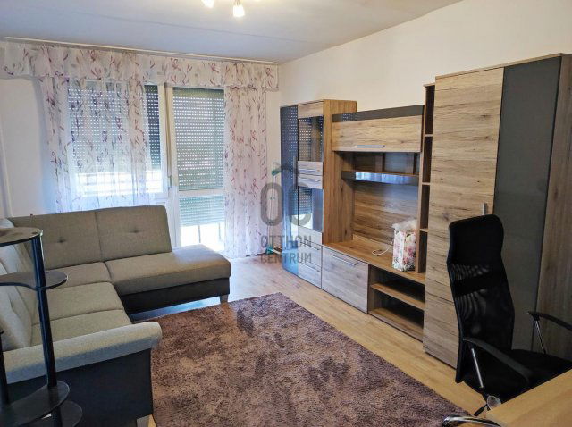 Kiadó panellakás, albérlet, Debrecenben 220 E Ft / hó, 2 szobás