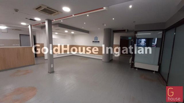 Kiadó üzlethelyiség, Budapesten, V. kerületben, Váci utcában