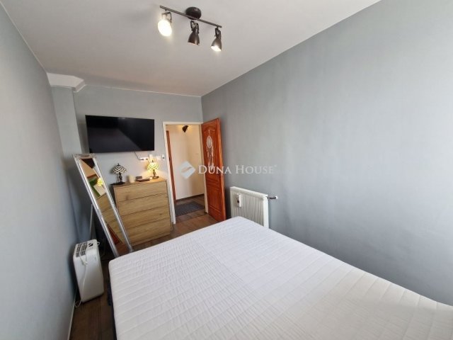 Eladó téglalakás, Mohácson 39 M Ft, 3 szobás