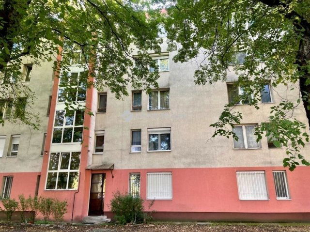 Eladó téglalakás, Budapesten, XIV. kerületben 56.9 M Ft