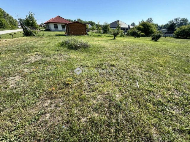 Eladó telek, Szigetmonostorban 29.9 M Ft / költözzbe.hu
