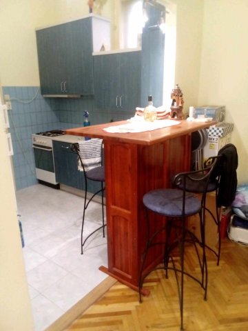 Kiadó téglalakás, albérlet, Szegeden, Szentháromság utcában