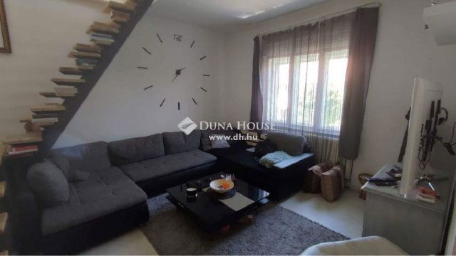 Eladó téglalakás, Szombathelyen 87.75 M Ft, 4 szobás