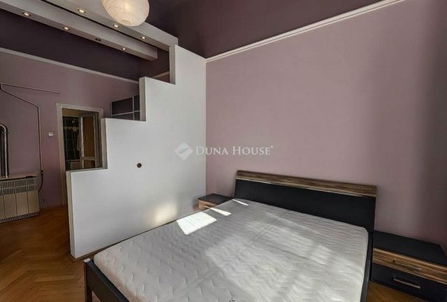 Eladó téglalakás, Budapesten, VIII. kerületben 111 M Ft