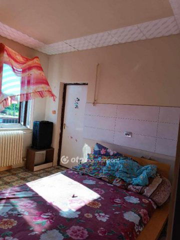 Eladó családi ház, Újfehértón 42.9 M Ft, 6 szobás