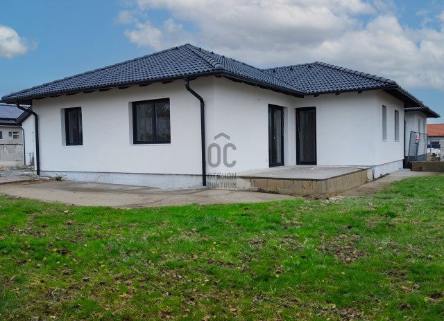 Eladó családi ház, Székesfehérvárott 109 M Ft, 4 szobás