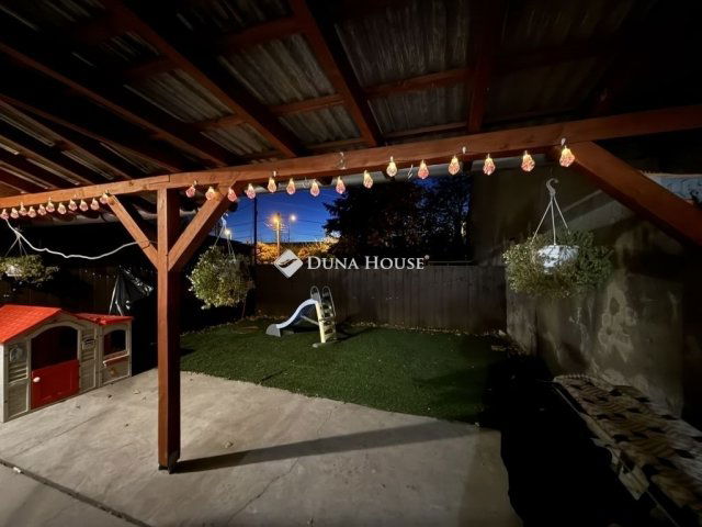 Eladó téglalakás, Budapesten, XXI. kerületben 64.9 M Ft