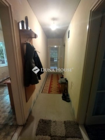 Eladó családi ház, Tápiószentmártonon 40 M Ft, 2 szobás