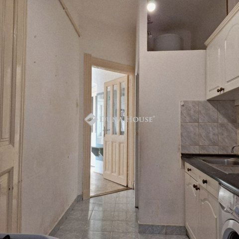 Eladó téglalakás, Budapesten, VIII. kerületben 59.9 M Ft