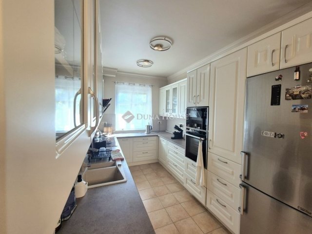 Eladó sorház, Debrecenben 199 M Ft, 4 szobás