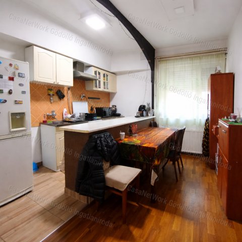 Eladó családi ház, Fóton 99.9 M Ft, 6 szobás