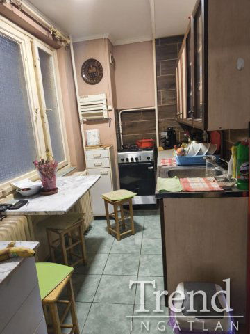 Eladó panellakás, Dunaújvárosban 29.9 M Ft, 2 szobás