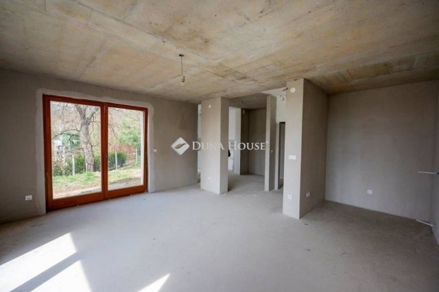 Eladó téglalakás, Budakeszin 114 M Ft, 3 szobás