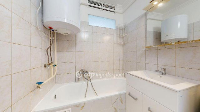 Eladó téglalakás, Miskolcon 27.3 M Ft, 1+1 szobás