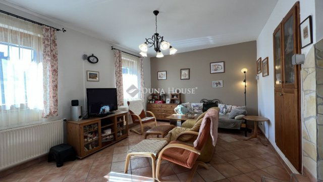 Eladó családi ház, Ágfalván 140 M Ft, 5 szobás