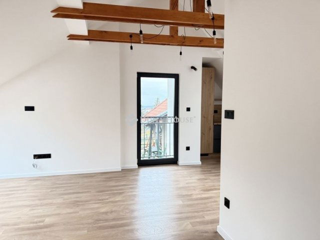 Eladó téglalakás, Pécsett 69.9 M Ft, 2 szobás