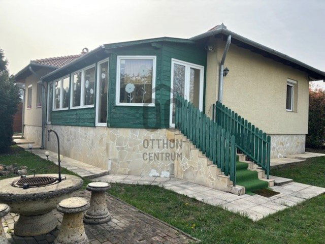 Kiadó családi ház, albérlet, Érden 490 E Ft / hó, 5 szobás