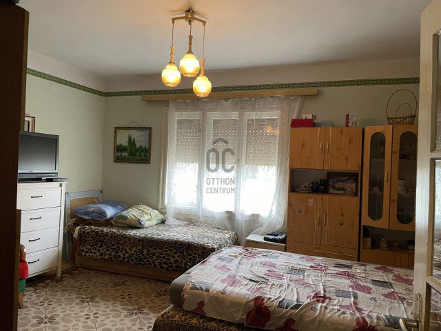 Eladó családi ház, Konyáron 24.5 M Ft, 2 szobás